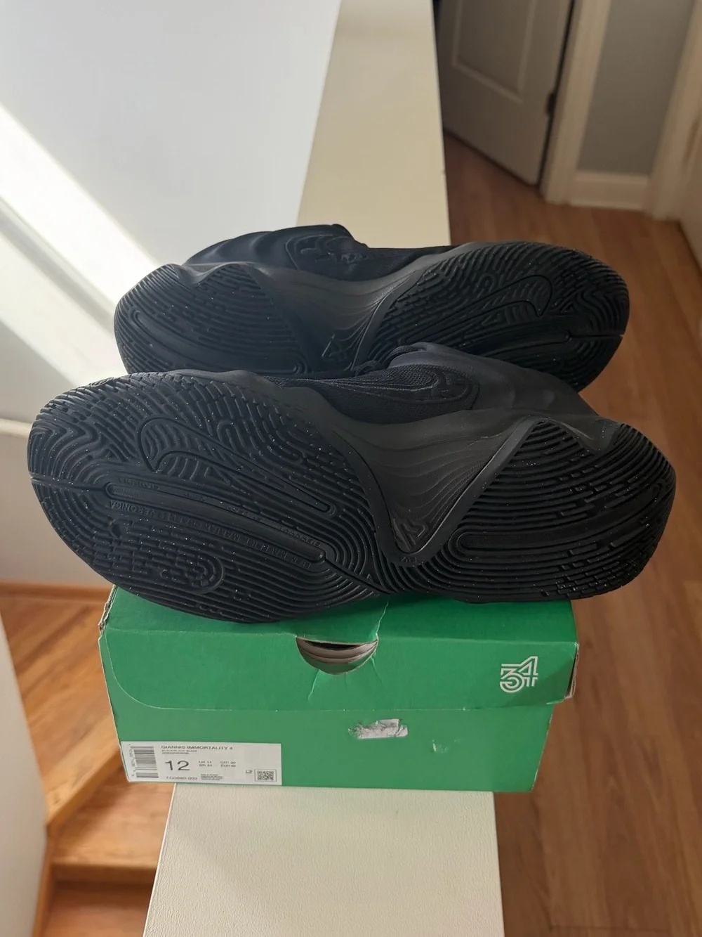 Brand new”NIKE”(giannis immortality 4)men’s sneakers.Size-12,color-black/noir.🖤